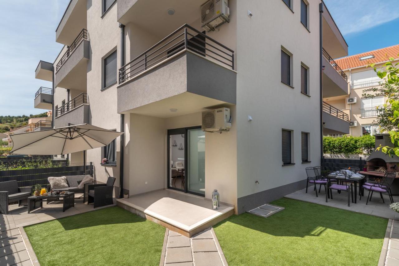 A&R - Seget Beach Trogir Bagian luar foto